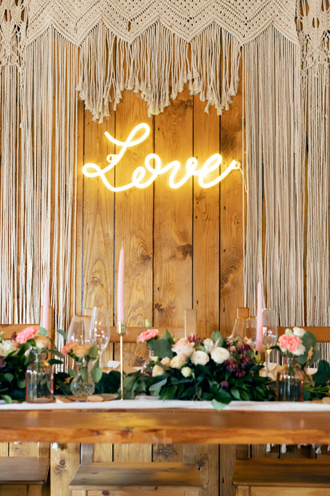 Neon LED - Love, weiß, 61x27,4 cm