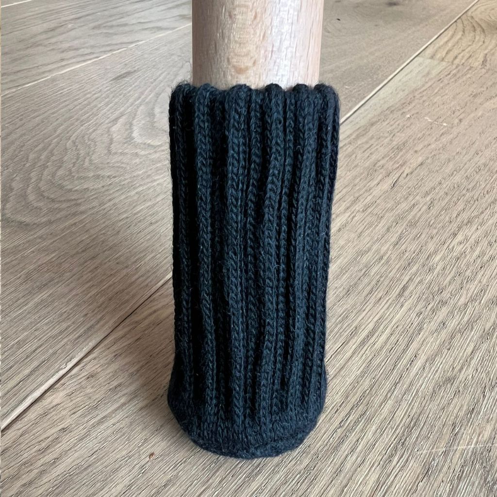 Stuhlsocken Schwarz mit Stuhlbein
