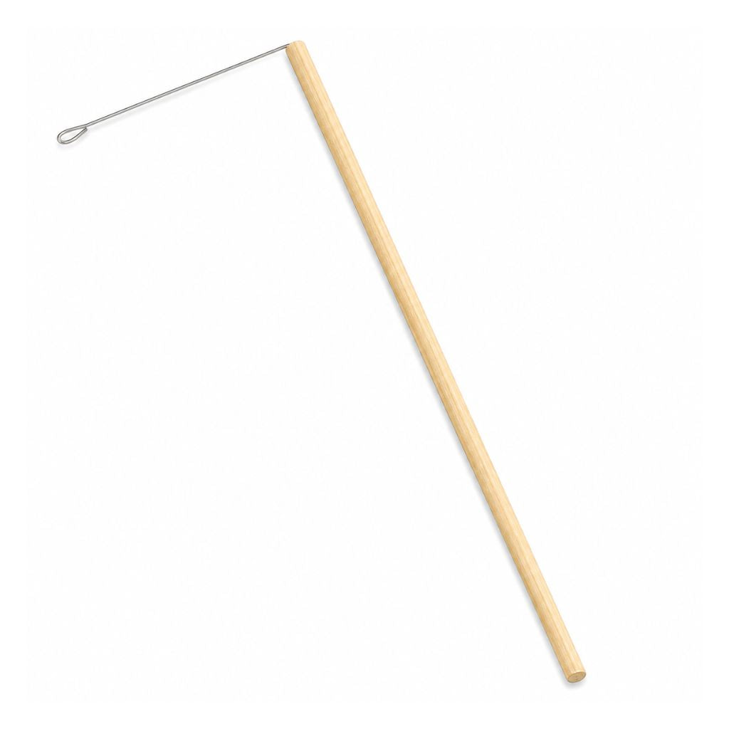Lampionstab aus Holz mit Draht, 60 cm, einzeln freigestellt auf weissem Hintergrund – ideal für Lampions und Laternenumzüge im Kindergarten und am 1. August.