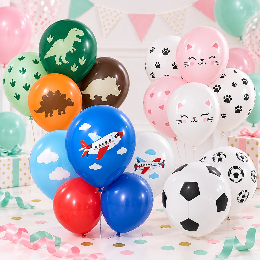 Bunte Latexballons mit Dinosaurier-, Flugzeug-, Katzen- und Fussballmotiven für Kindergeburtstage