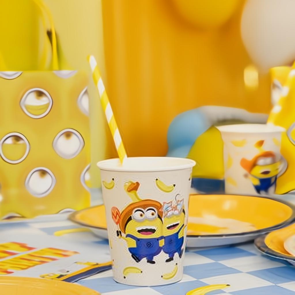 Papierbecher Minions, 250 ml PartyDeco 4